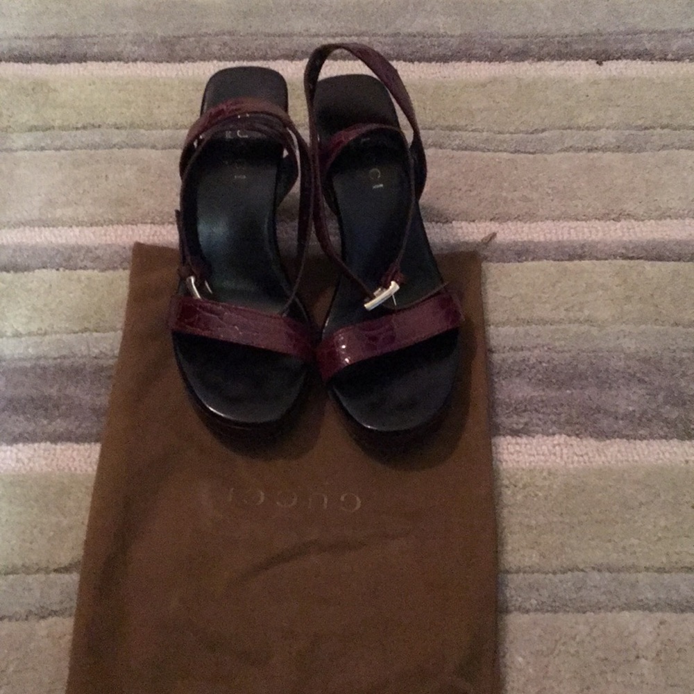 Gucci wedge
